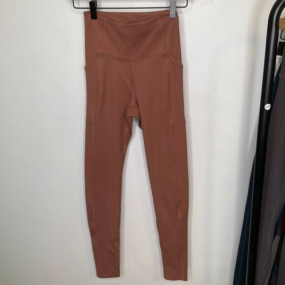 Girlfriend Collective High Waist With Pockets Leggings - Picture 2 of 7